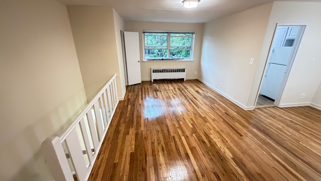 154-48 71st Avenue - Photo 7
