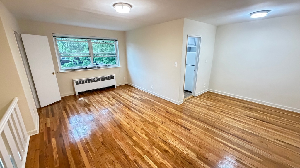 154-48 71st Avenue - Photo 5