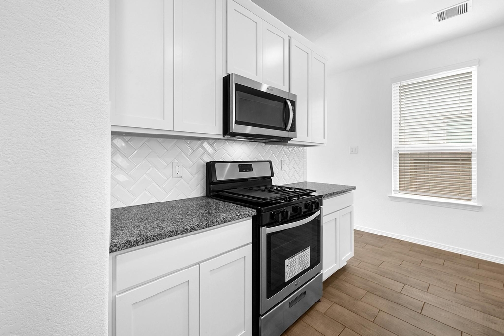 5735 Tabula Rasa Drive - Photo 8
