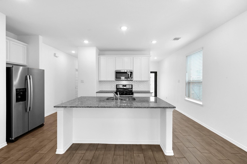 5735 Tabula Rasa Drive - Photo 7
