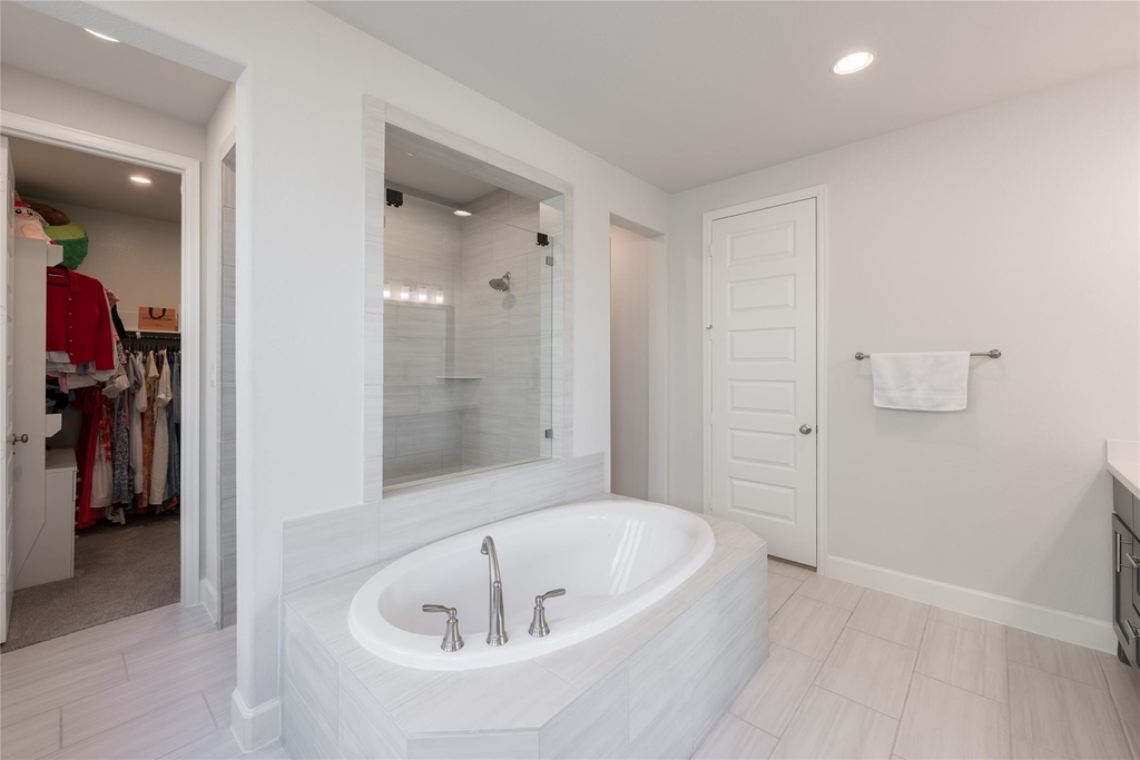 24610 Beebalm Trail - Photo 16
