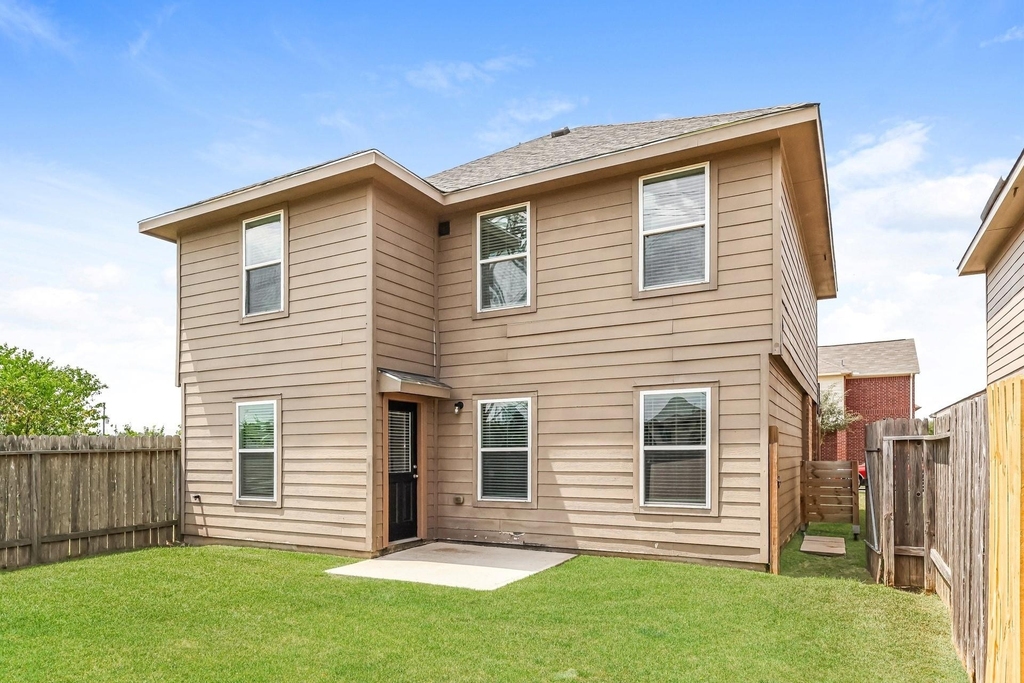 9602 Franconia Drive - Photo 12