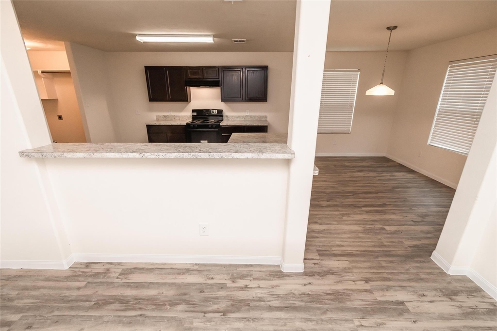 9602 Franconia Drive - Photo 3