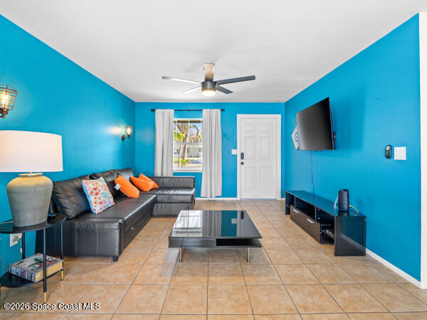 121 Franklyn Ave Avenue - Photo 3