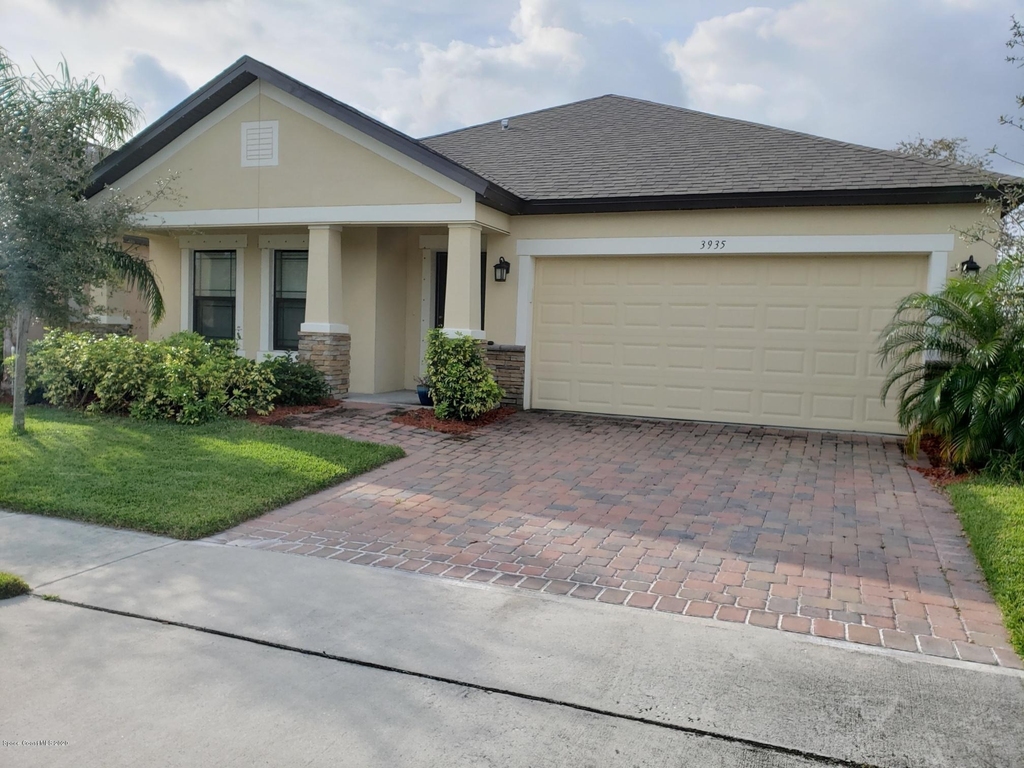 3935 Harvest Circle - Photo 0