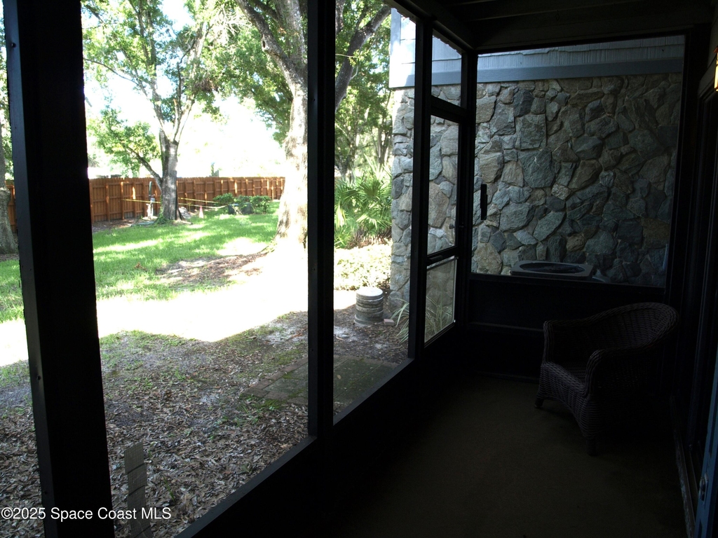 9015 Manchester Lane - Photo 17