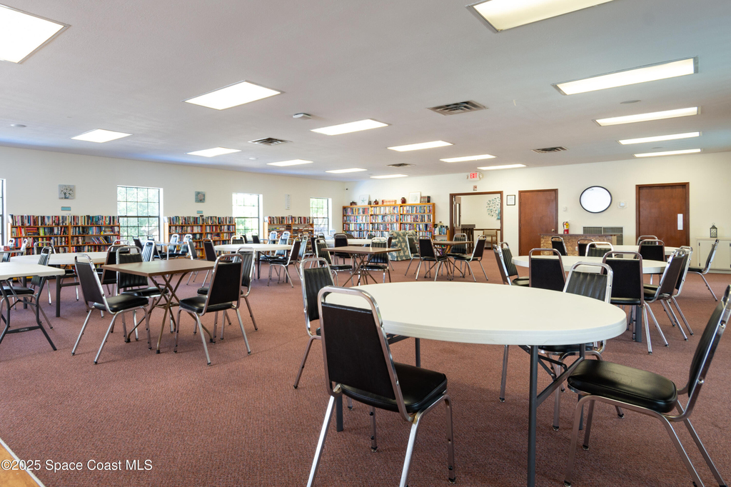 9015 Manchester Lane - Photo 35
