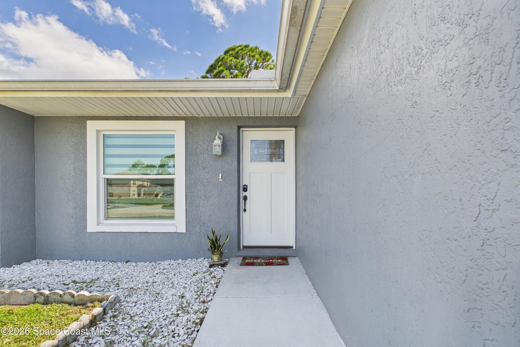 282 Umber Street Nw - Photo 2