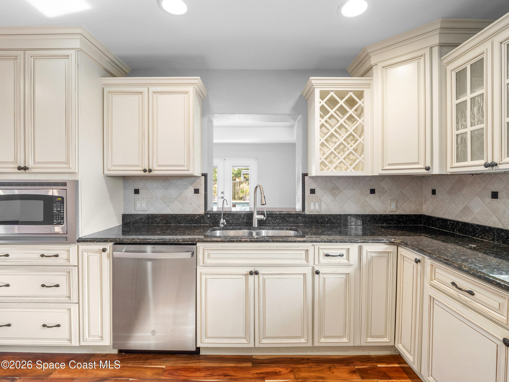 211 Wayne Avenue - Photo 5