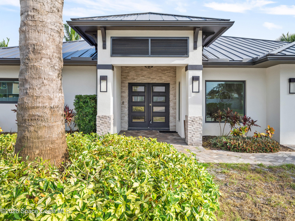 211 Wayne Avenue - Photo 1