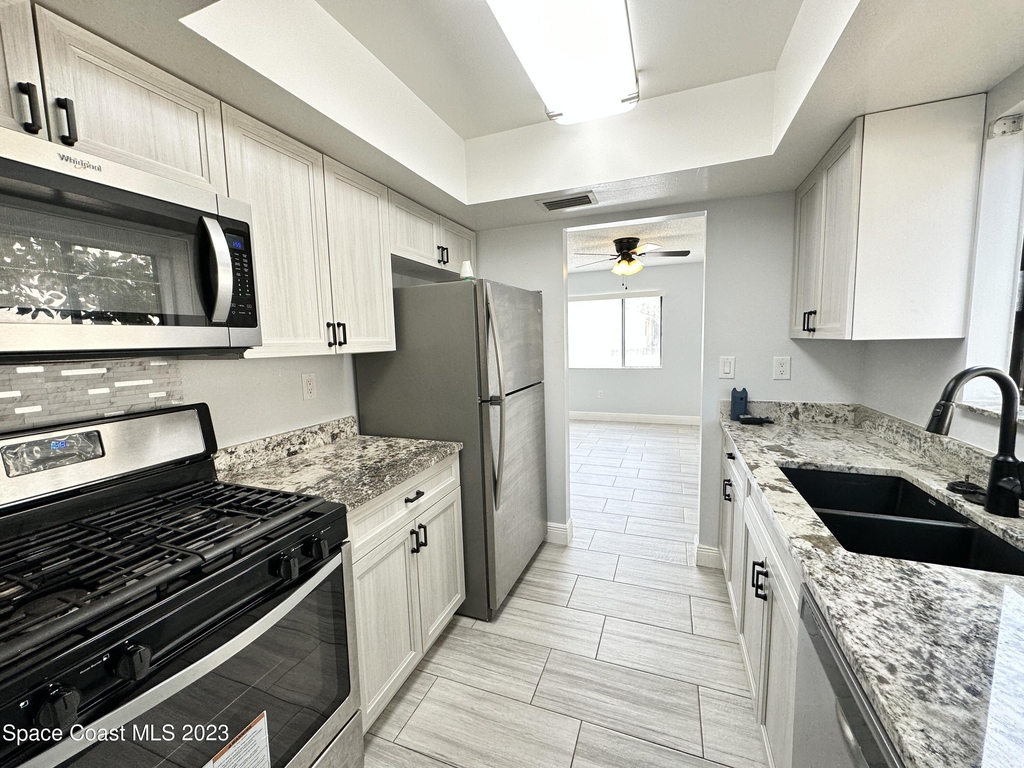 4847 Sisson Road - Photo 6
