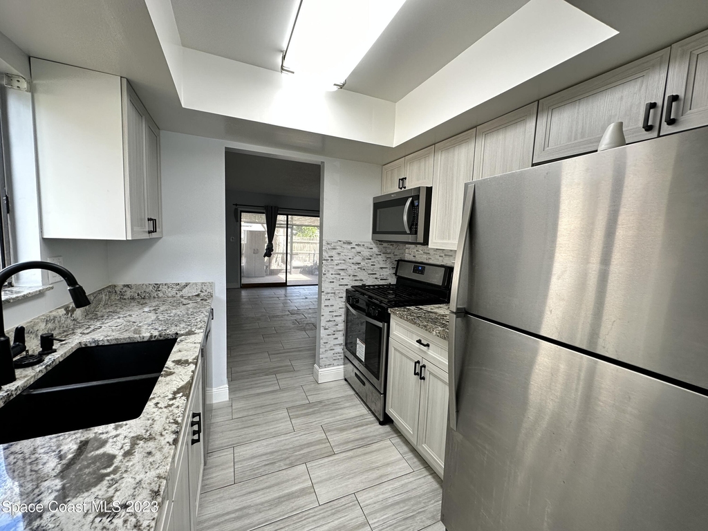 4847 Sisson Road - Photo 5