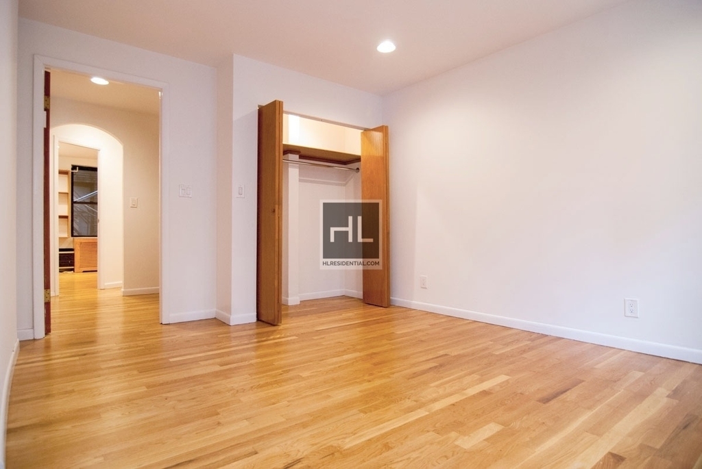 West 58th Street - Photo 0