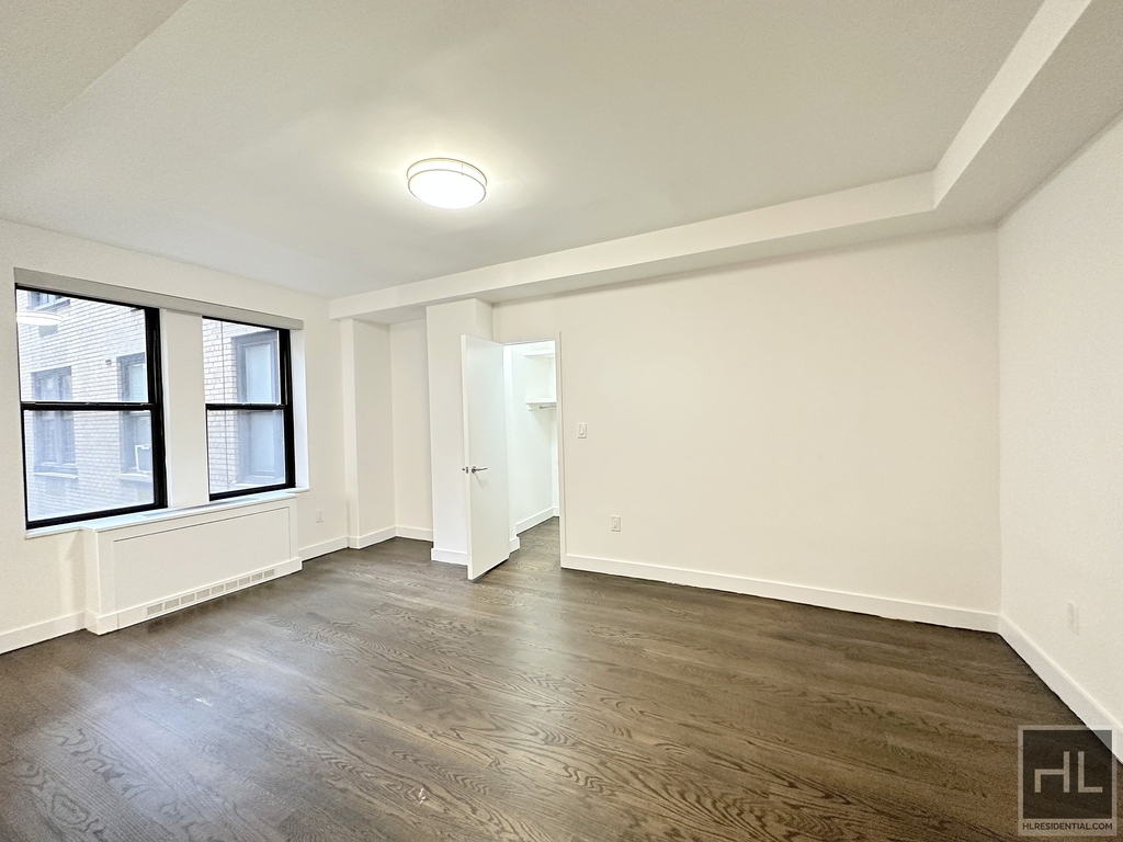 West End Avenue - Photo 9