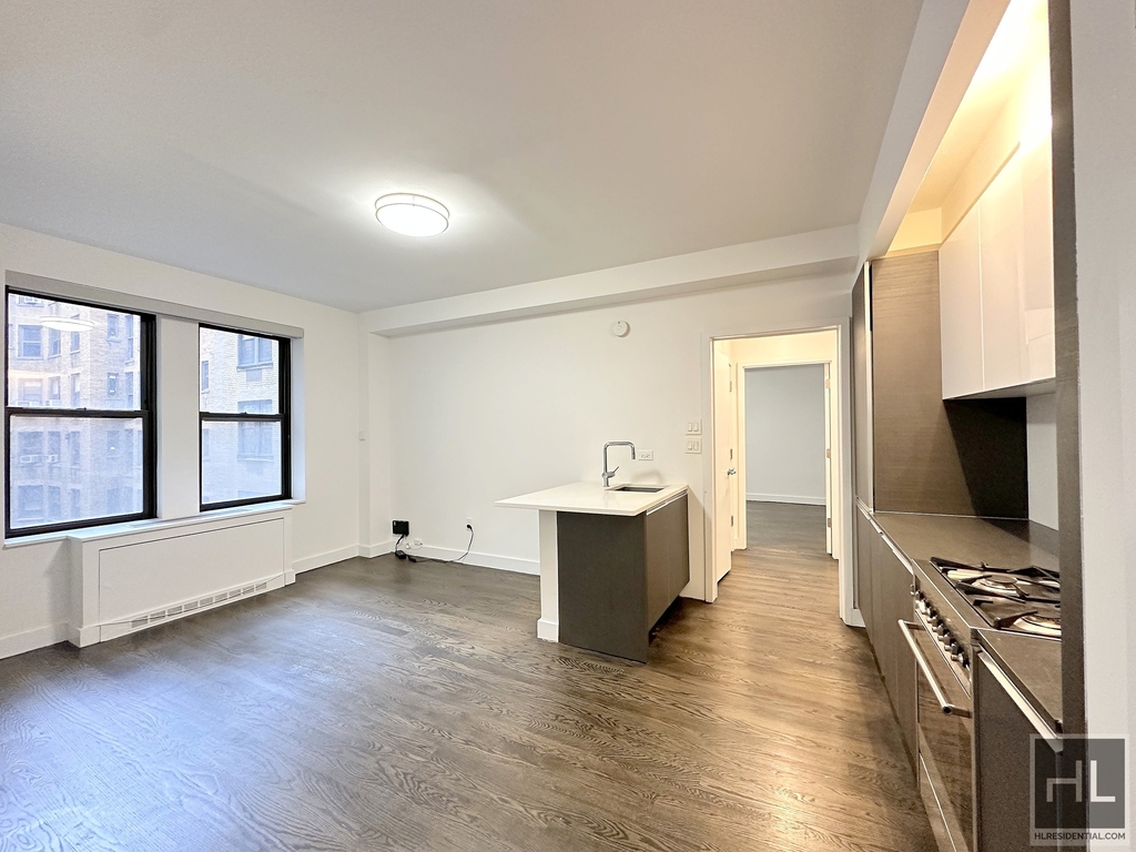 West End Avenue - Photo 6