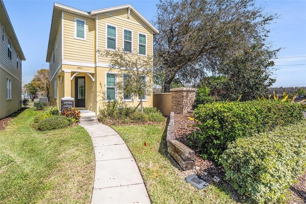 10715 Marsha Drive - Photo 4