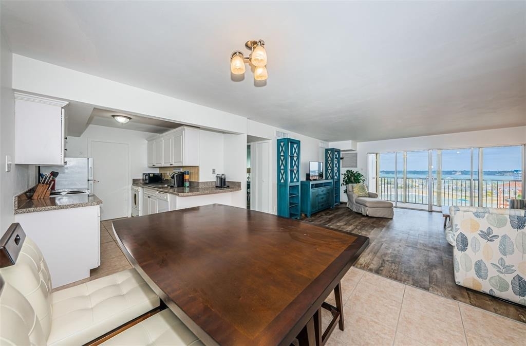 10355 Paradise Boulevard - Photo 14