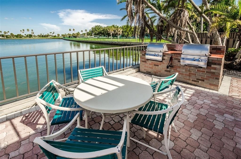 10355 Paradise Boulevard - Photo 30