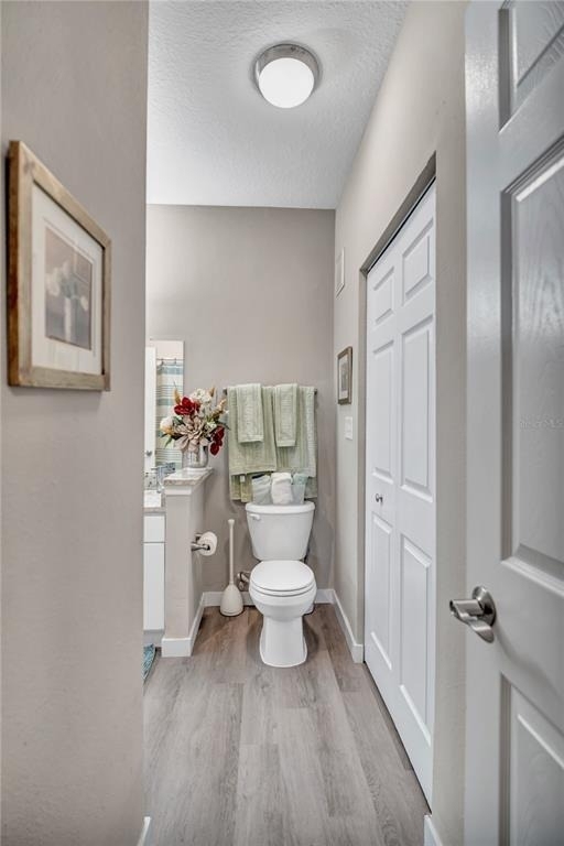9834 Lake Chase Island Way - Photo 14