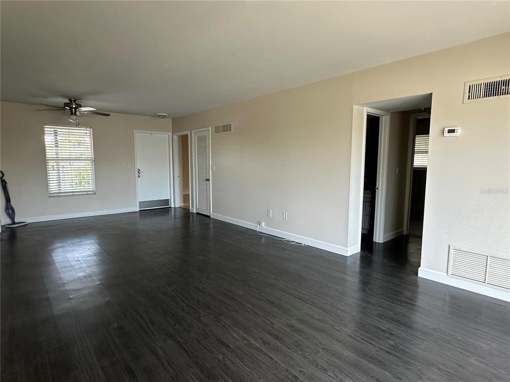 809 Hummingbird Way - Photo 4