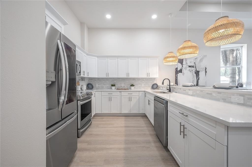 9417 Citrus Glen Place - Photo 2