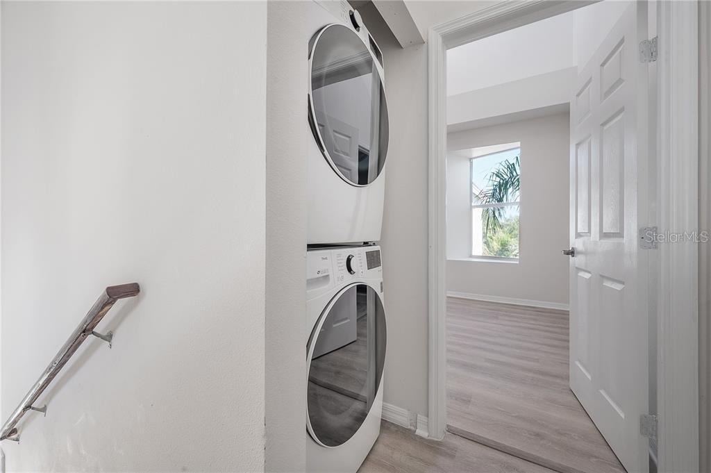 9417 Citrus Glen Place - Photo 16