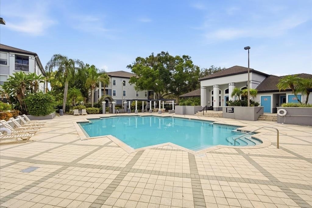 5703 Legacy Crescent Place - Photo 20