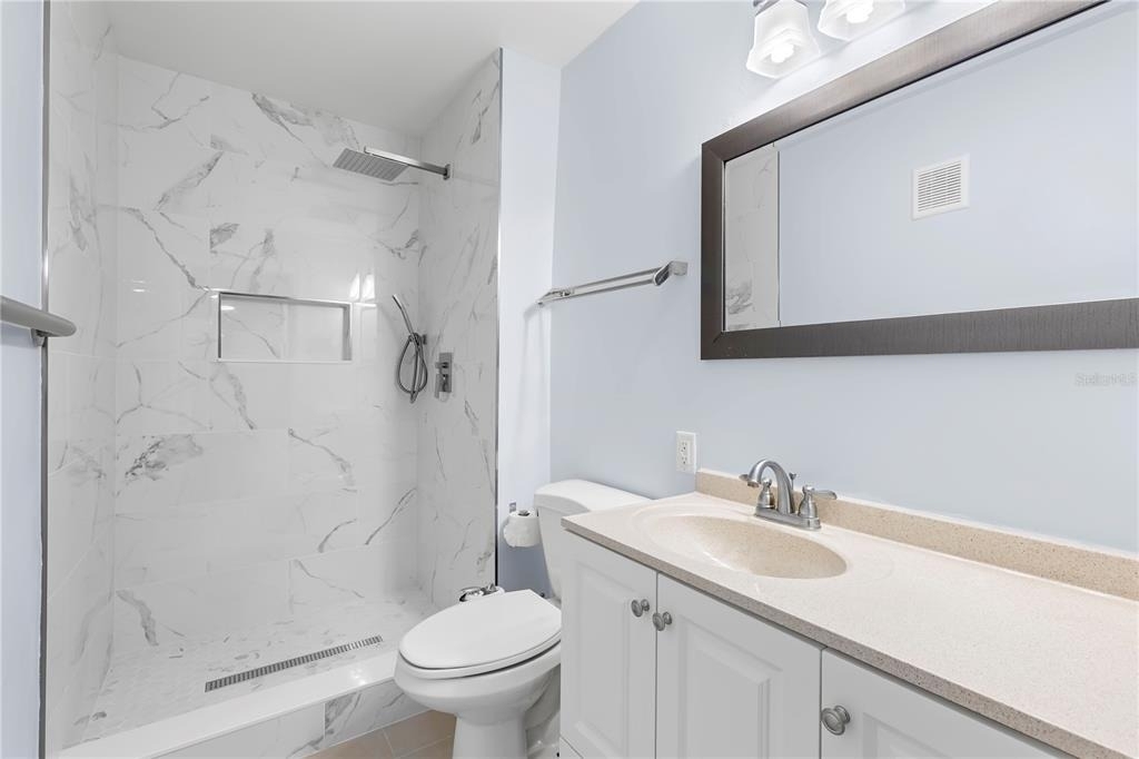 5660 80th Street N - Photo 25