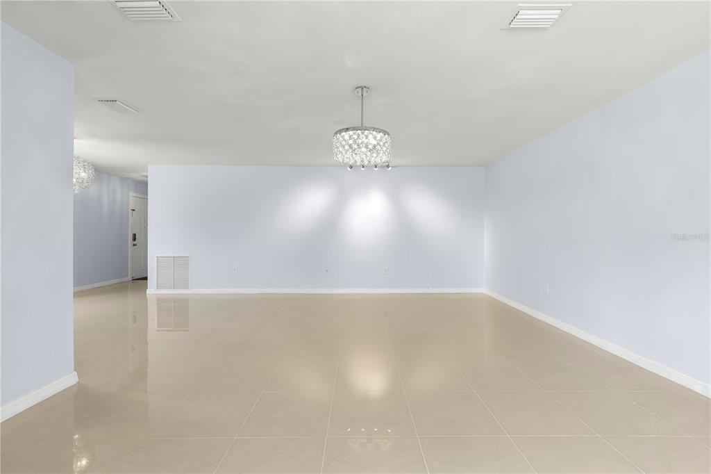 5660 80th Street N - Photo 17