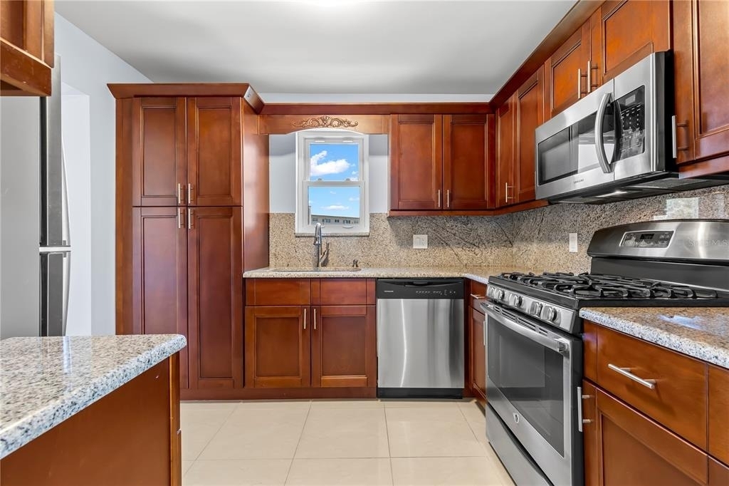 5660 80th Street N - Photo 11