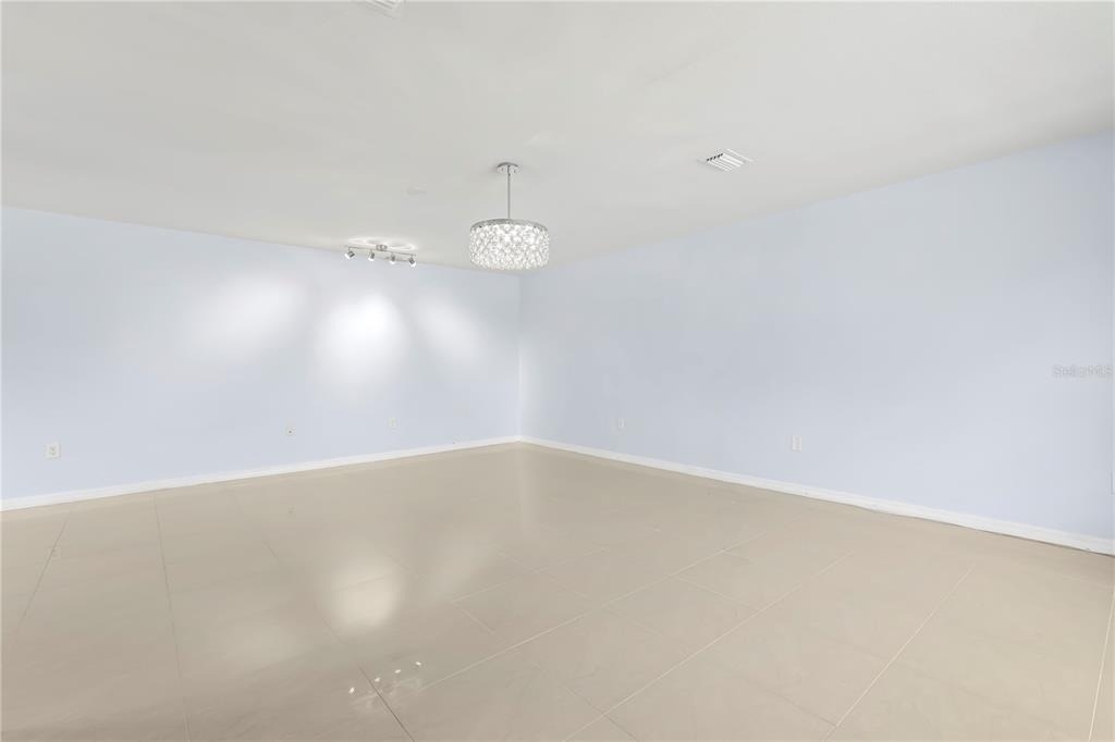5660 80th Street N - Photo 18