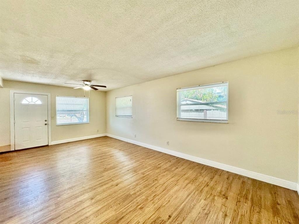 865 Trotter Road - Photo 3