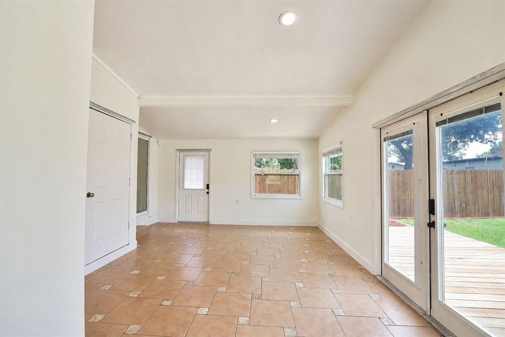 520 83rd Avenue N - Photo 27