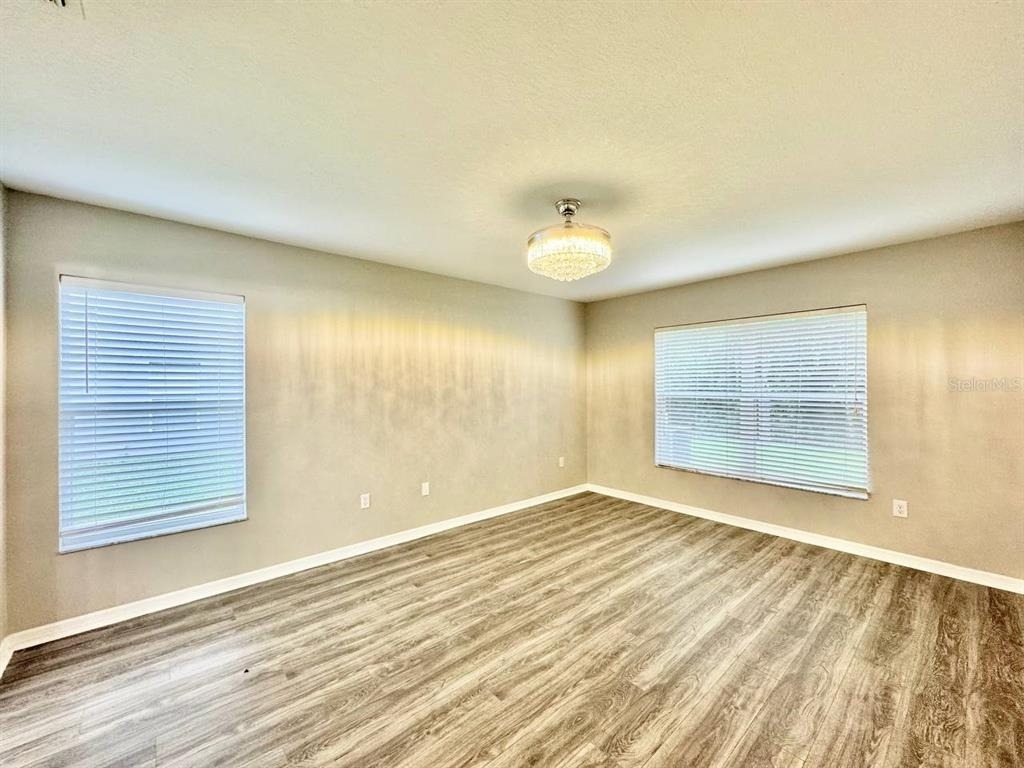 12534 Chenwood Avenue - Photo 9
