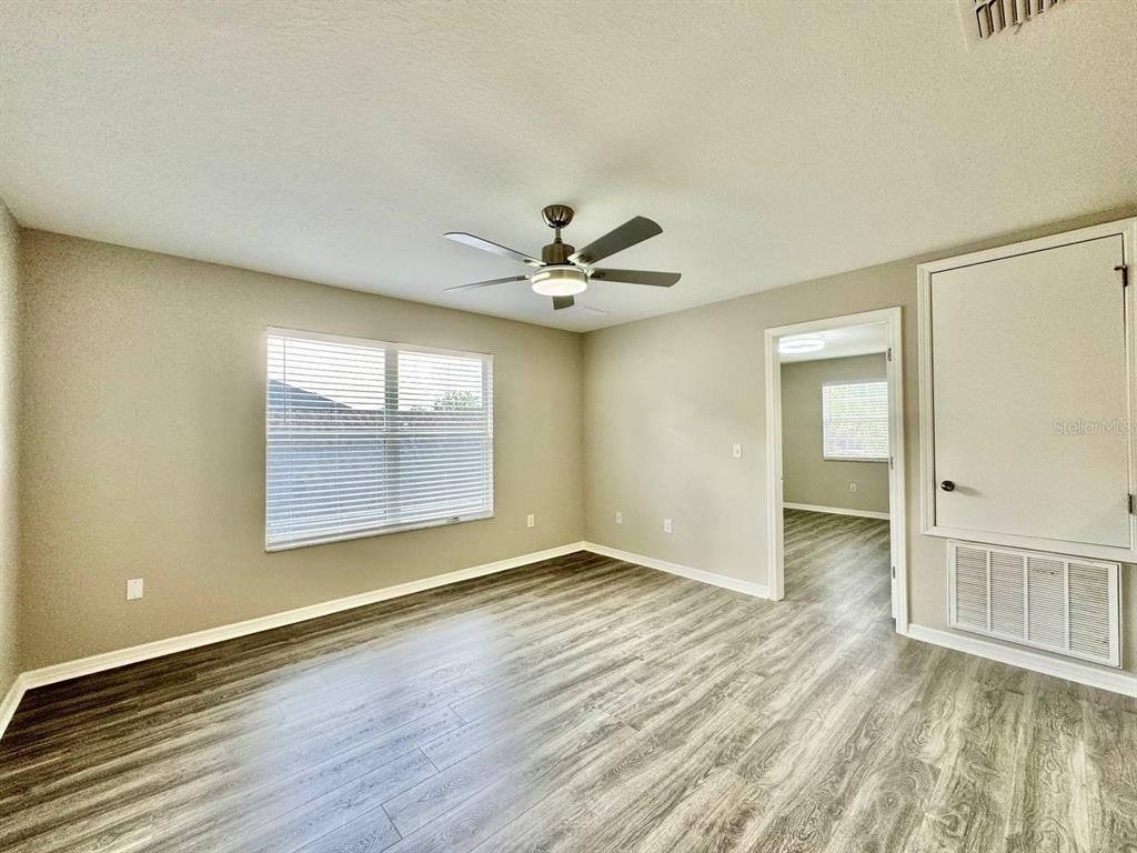 12534 Chenwood Avenue - Photo 18