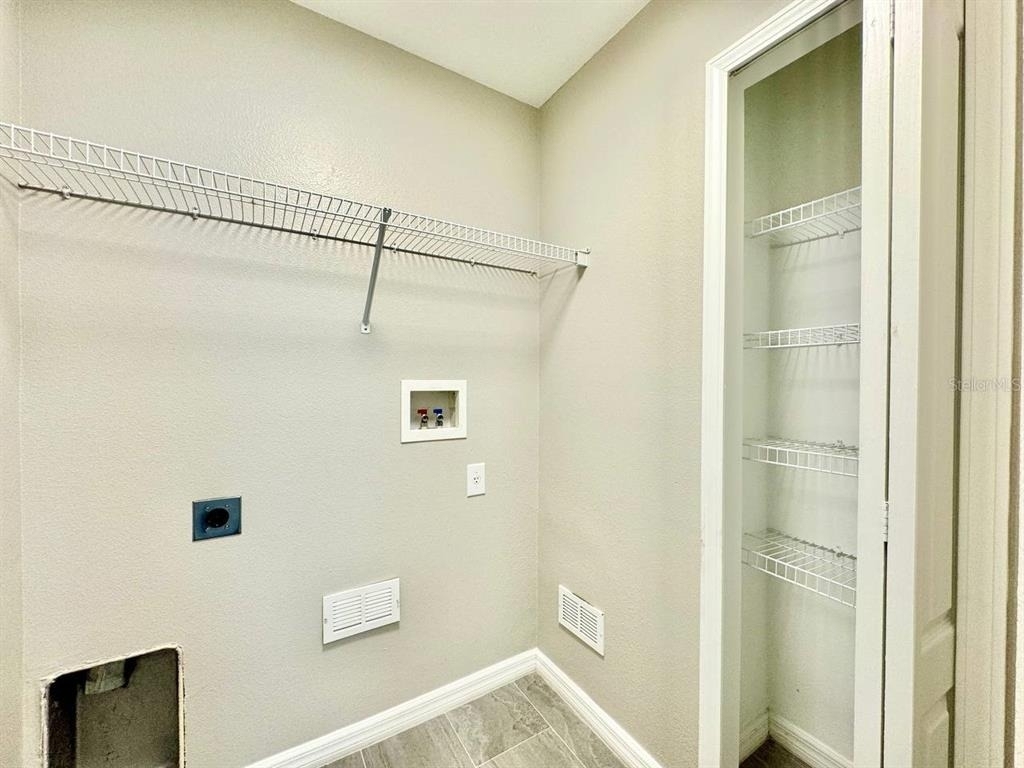 12534 Chenwood Avenue - Photo 16