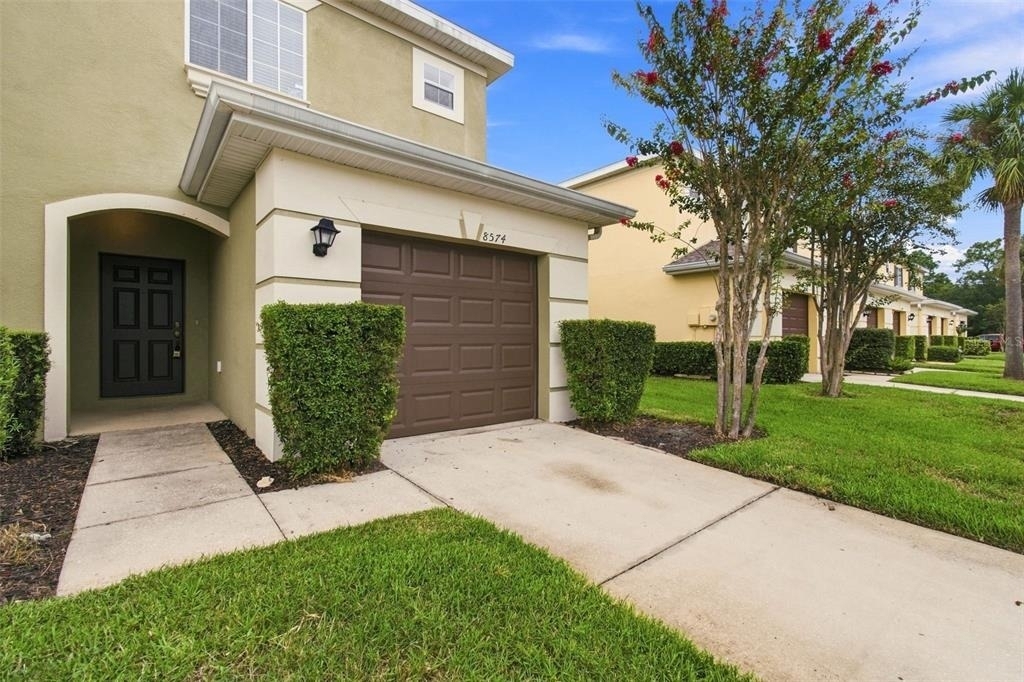 8574 Trail Wind Drive - Photo 3