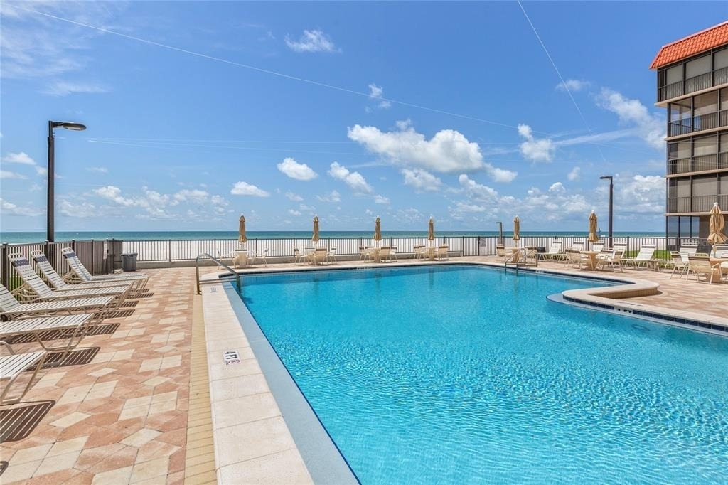 17580 Gulf Boulevard - Photo 32