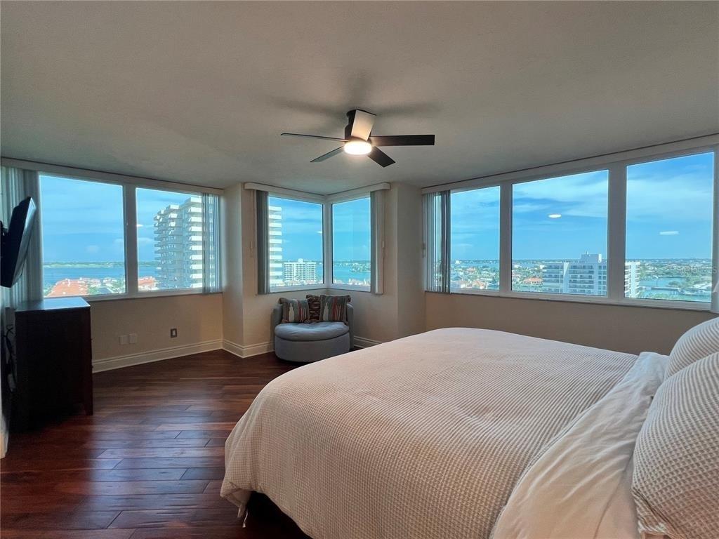 1600 Gulf Boulevard - Photo 16
