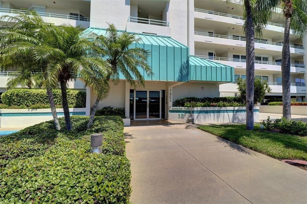 7963 Sailboat Key Boulevard S - Photo 2