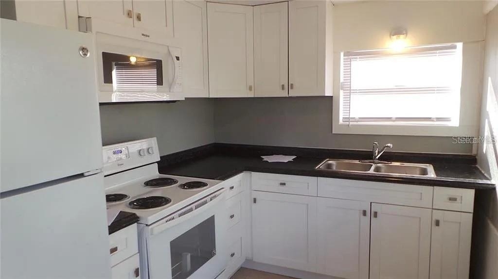 707 Avenue B Sw - Photo 2