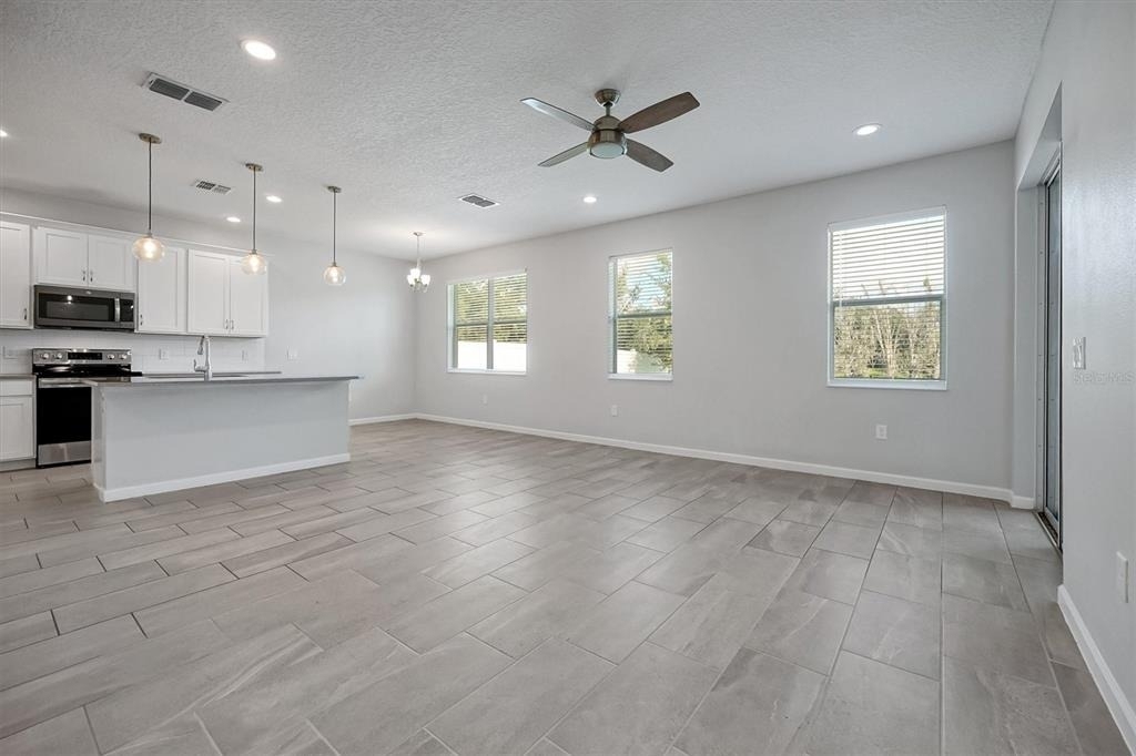 1121 Hendon Loop - Photo 4
