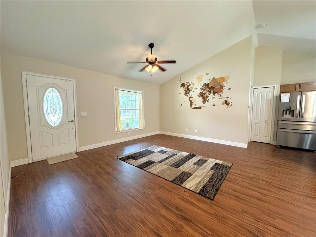 3038 E Rogers Street - Photo 2