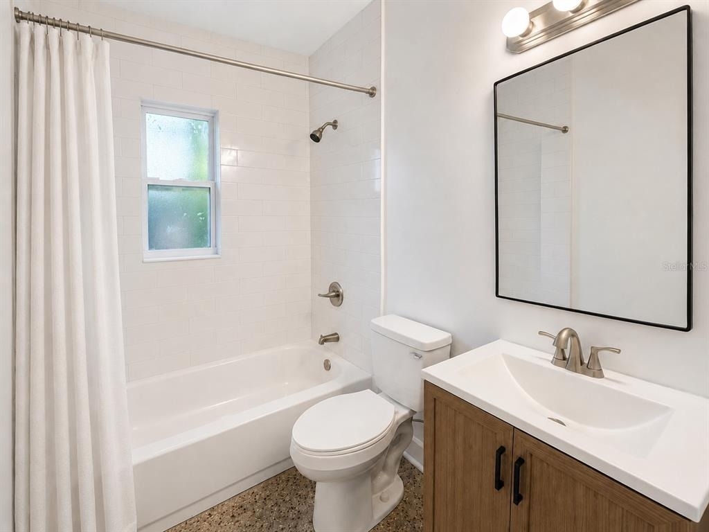 1605 Dauphin Lane - Photo 8