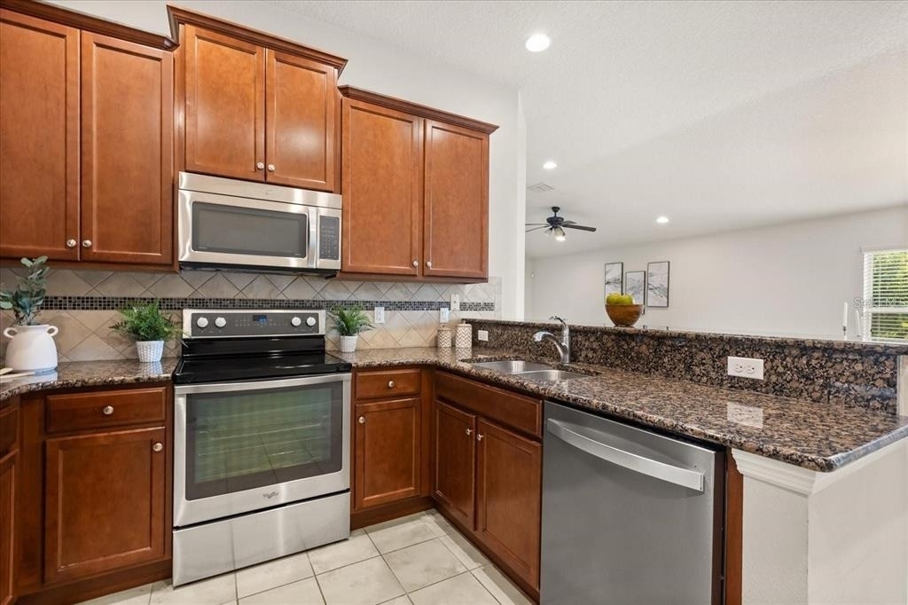 12223 Pescara Lane - Photo 11