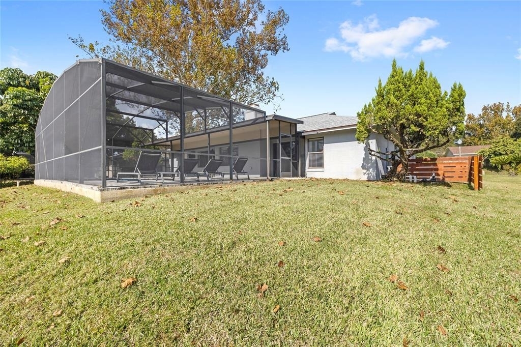 9508 Pine Terrace Court - Photo 4