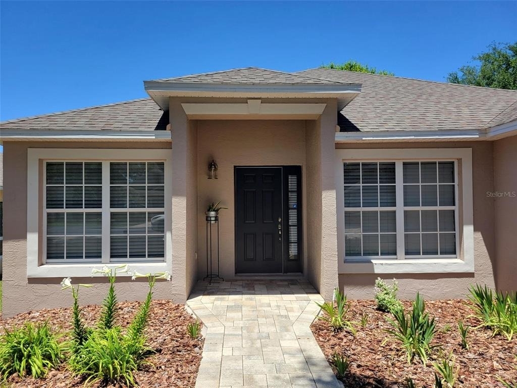 2160 Addison Avenue - Photo 1