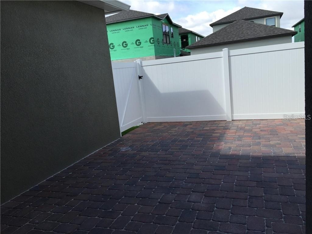 13048 Garridan Avenue - Photo 21