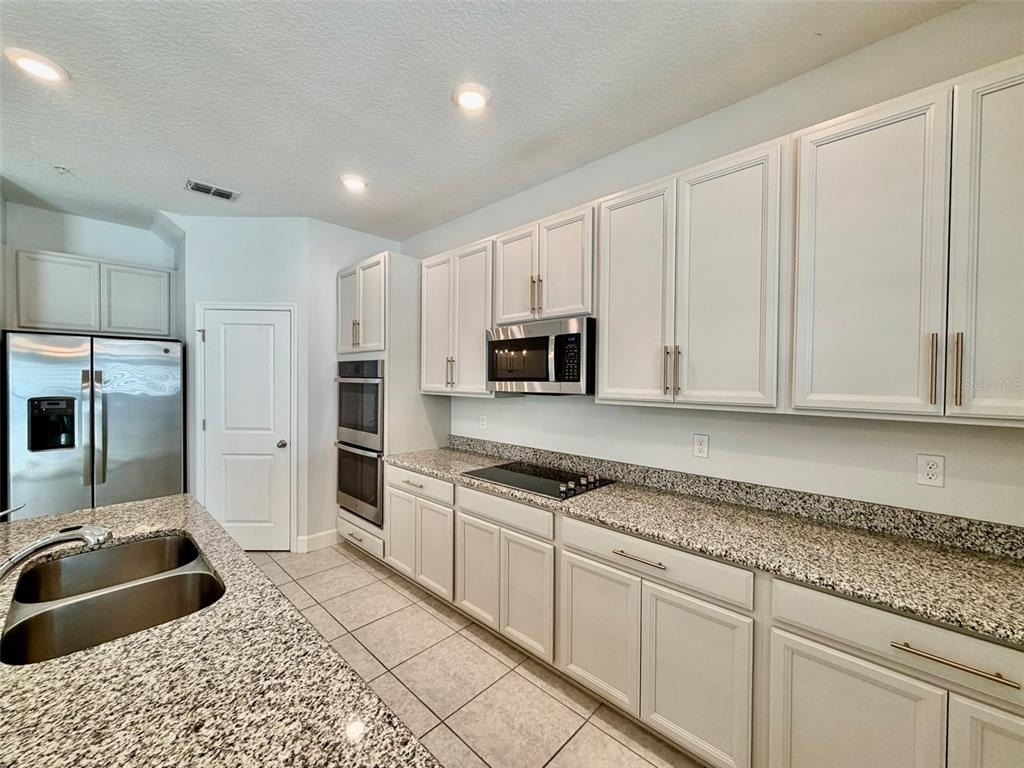 960 Grand Wildmere Cove - Photo 7