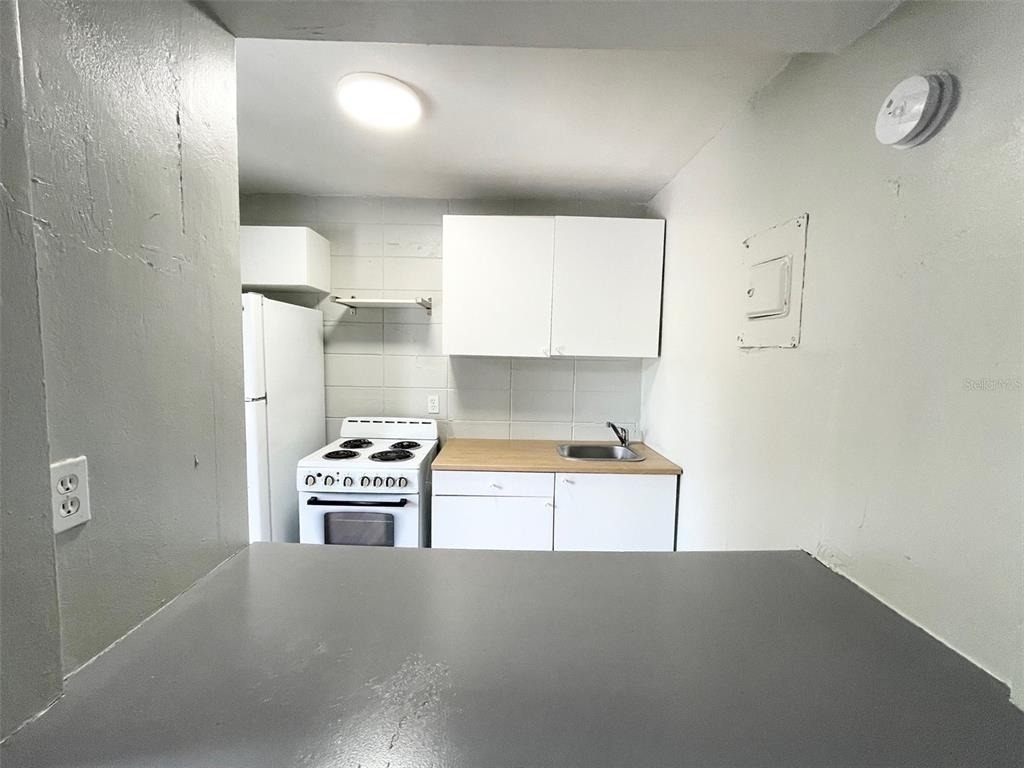 1343 W Point Drive - Photo 4